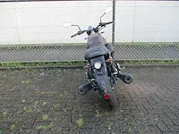Moto guzzi - motorfiets - v7 iii stone - motorfiets - afbeelding 2 van  13