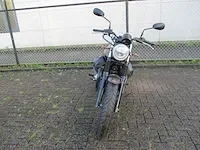 Moto guzzi - motorfiets - v7 iii stone - motorfiets - afbeelding 8 van  13