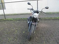 Moto guzzi - motorfiets - v7 iii stone - motorfiets - afbeelding 8 van  13