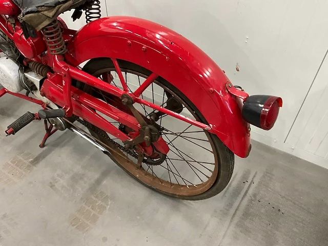 Moto guzzi - motorfiets - afbeelding 6 van  11