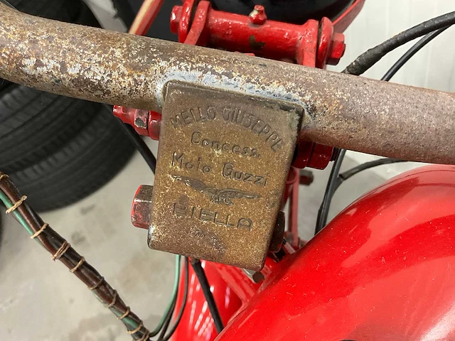 Moto guzzi - motorfiets - afbeelding 7 van  11