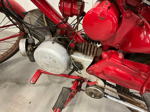 Moto guzzi - motorfiets - afbeelding 9 van  11