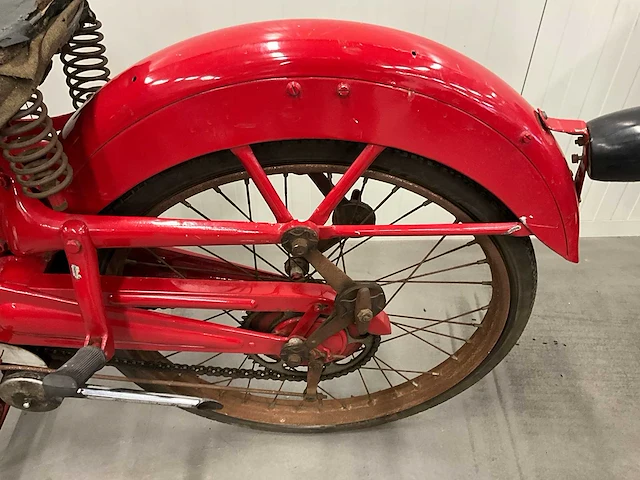 Moto guzzi - motorfiets - afbeelding 10 van  11