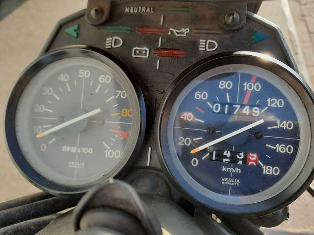 Moto guzzi - tour - v 50-iii - motorfiets - afbeelding 4 van  5