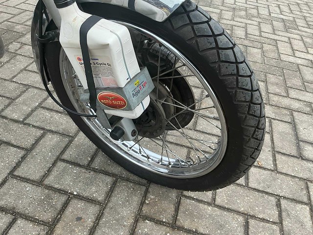 Moto-guzzi motorfiets - afbeelding 3 van  13