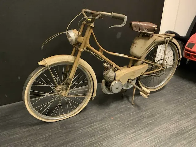 Motobecane mobylette brommer - afbeelding 12 van  19