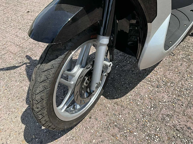 Motom dolce vita 125 motorfiets - afbeelding 3 van  13