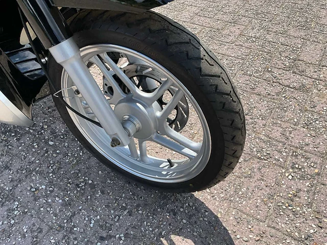 Motom dolce vita 125 motorfiets - afbeelding 4 van  13