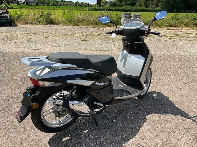 Motom dolce vita 125 motorfiets - afbeelding 7 van  13
