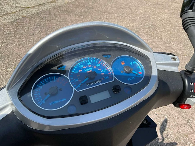 Motom dolce vita 125 motorfiets - afbeelding 12 van  13