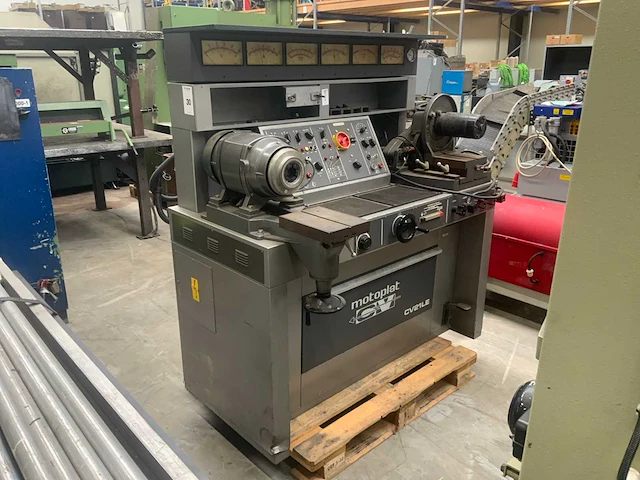 Motoplat cv21le testmachine - afbeelding 1 van  10