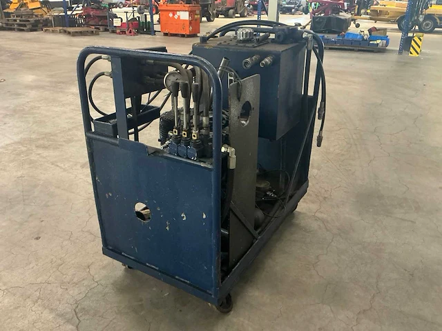 Motor aangedreven hydrauliek test unit - afbeelding 4 van  7