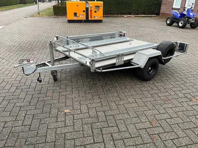 Motor aanhangwagen - afbeelding 1 van  6