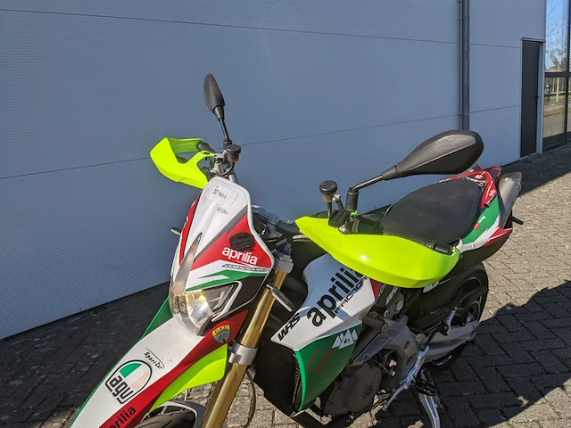 Motor aprilia, dorsoduro smv 75, 2009 - afbeelding 19 van  59