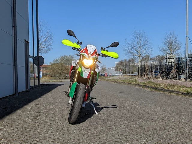 Motor aprilia, dorsoduro smv 75, 2009 - afbeelding 23 van  59
