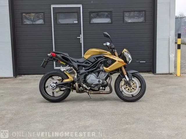 Motor benelli, tornado tre 1130, bouwjaar 2005 - afbeelding 1 van  39