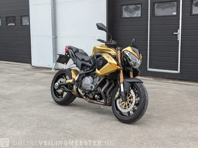 Motor benelli, tornado tre 1130, bouwjaar 2005 - afbeelding 12 van  39