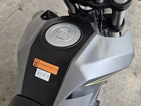 Motor benelli, tour tornado naked t 125, bouwjaar 2025 - afbeelding 10 van  25