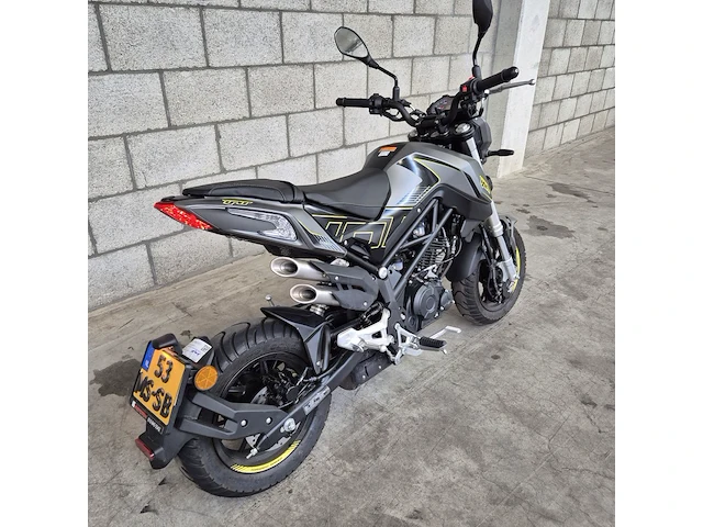 Motor benelli, tour tornado naked t 125, bouwjaar 2025 - afbeelding 12 van  25