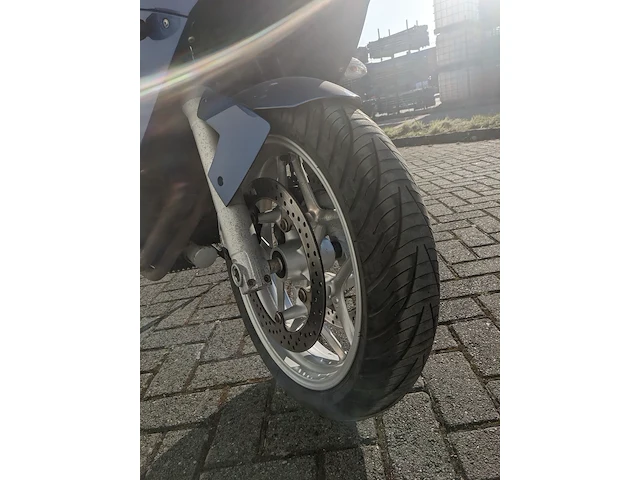 Motor bmw, f800 st, bouwjaar 2002 - afbeelding 30 van  50
