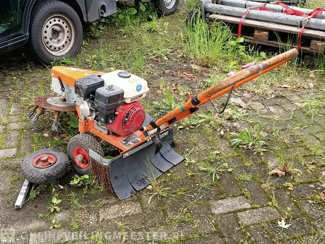 Motor borstel machine l nimos, mug, bouwjaar 2000 - afbeelding 3 van  5