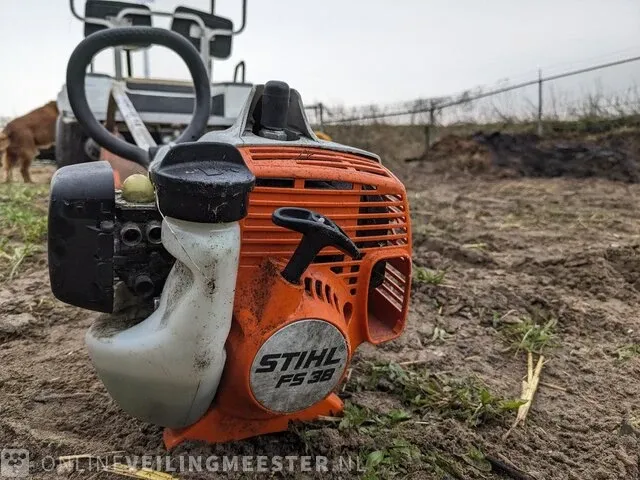 Motor bosmaaier stihl, fs 38, bouwjaar 2022 - afbeelding 4 van  7