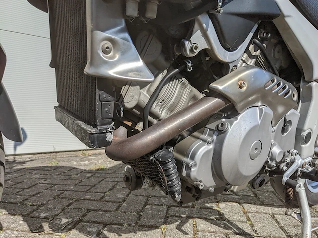 Motor cagiva, navigator 1000, bouwjaar 2000 - afbeelding 31 van  67