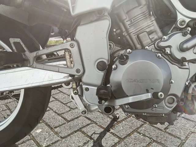 Motor cagiva, navigator 1000, bouwjaar 2000 - afbeelding 41 van  67