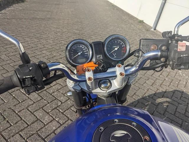 Motor honda, cb 900 f, bouwjaar 2003 - afbeelding 4 van  44