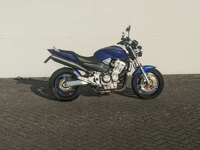 Motor honda, cb 900 f, bouwjaar 2003 - afbeelding 1 van  44