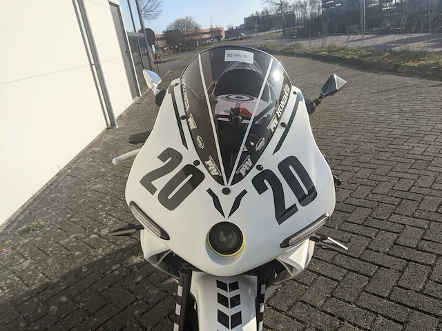 Motor honda, cbr 400 rr, bouwjaar 1990 - afbeelding 15 van  46