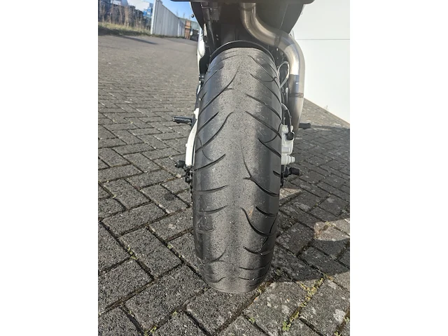 Motor honda, cbr 400 rr, bouwjaar 1990 - afbeelding 19 van  46