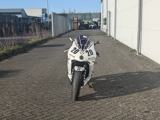 Motor honda, cbr 400 rr, bouwjaar 1990 - afbeelding 23 van  46
