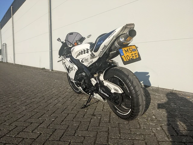 Motor honda, cbr 400 rr, bouwjaar 1990 - afbeelding 46 van  46