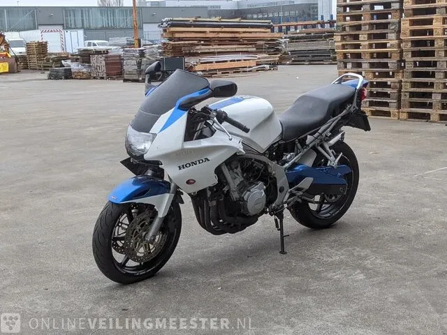Motor honda, cbr 600f, bouwjaar 1997 - afbeelding 19 van  24