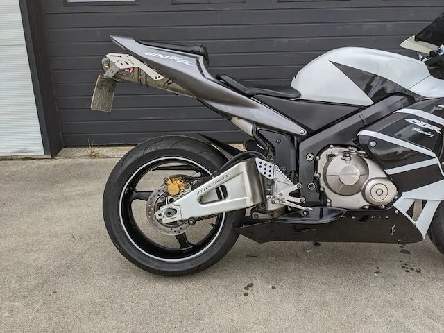 Motor, honda, cbr 600rr, 2003 - afbeelding 5 van  54