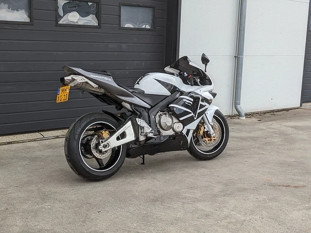 Motor, honda, cbr 600rr, 2003 - afbeelding 12 van  54