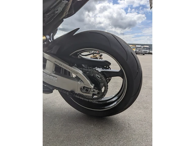 Motor, honda, cbr 600rr, 2003 - afbeelding 28 van  54