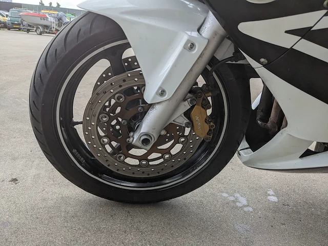 Motor, honda, cbr 600rr, 2003 - afbeelding 36 van  54