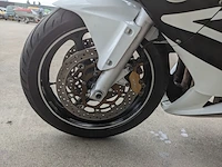 Motor, honda, cbr 600rr, 2003 - afbeelding 36 van  54