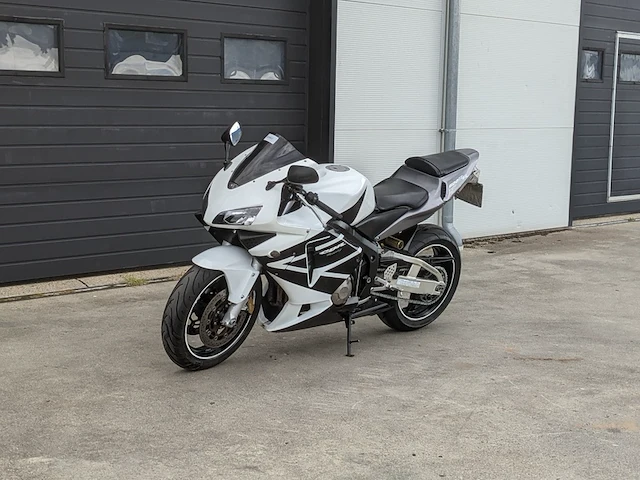 Motor, honda, cbr 600rr, 2003 - afbeelding 53 van  54