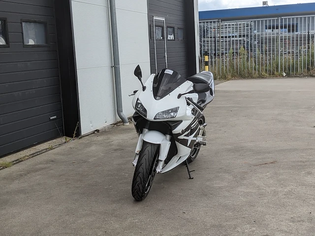 Motor, honda, cbr 600rr, 2003 - afbeelding 54 van  54