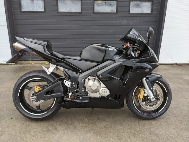 Motor, honda, cbr 600rr, 2003 - afbeelding 2 van  70