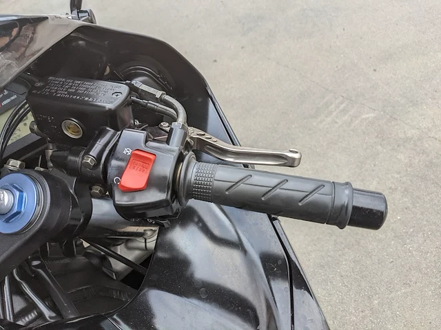 Motor, honda, cbr 600rr, 2003 - afbeelding 19 van  70