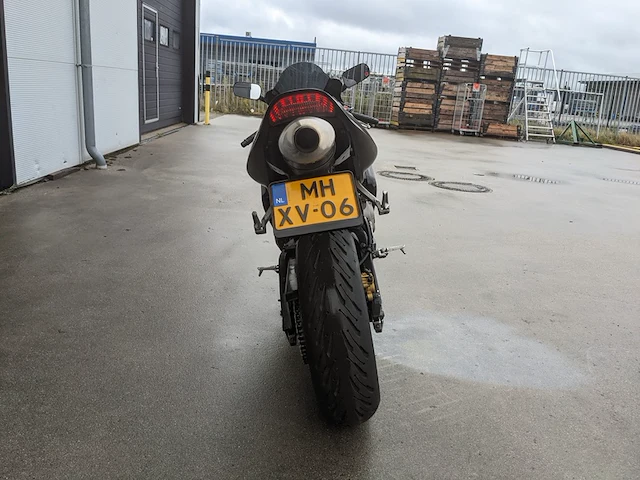 Motor, honda, cbr 600rr, 2003 - afbeelding 23 van  70