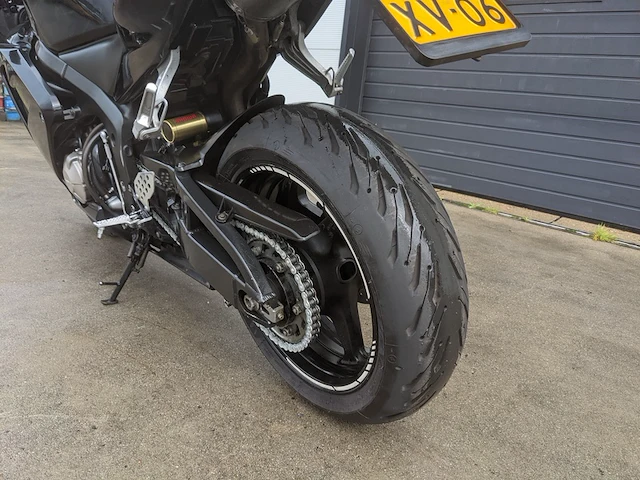 Motor, honda, cbr 600rr, 2003 - afbeelding 46 van  70