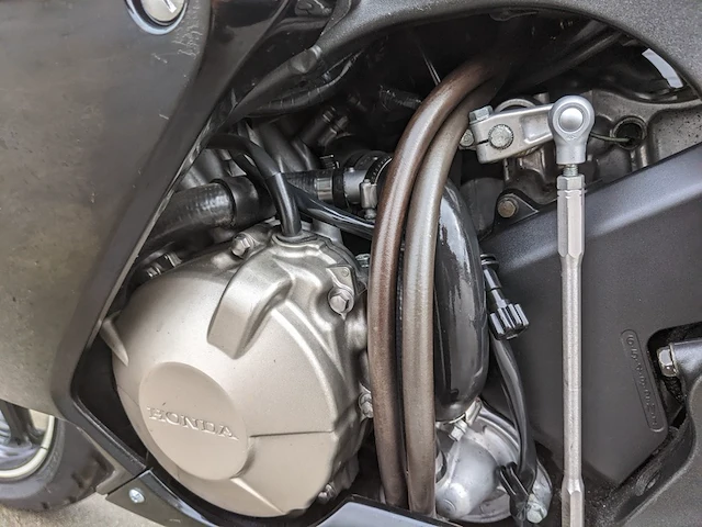 Motor, honda, cbr 600rr, 2003 - afbeelding 55 van  70