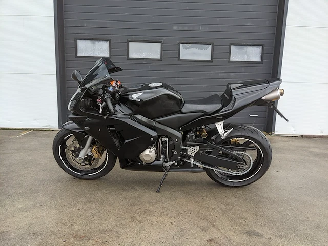 Motor, honda, cbr 600rr, 2003 - afbeelding 45 van  70
