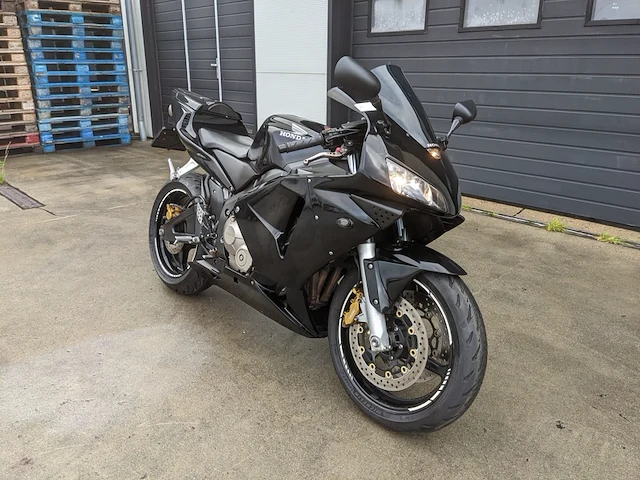 Motor, honda, cbr 600rr, 2003 - afbeelding 70 van  70