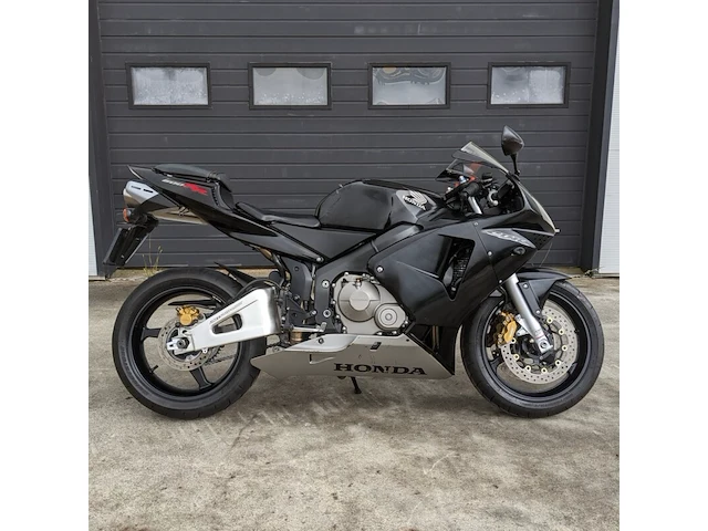 Motor, honda, cbr 600rr, 2004 - afbeelding 1 van  69